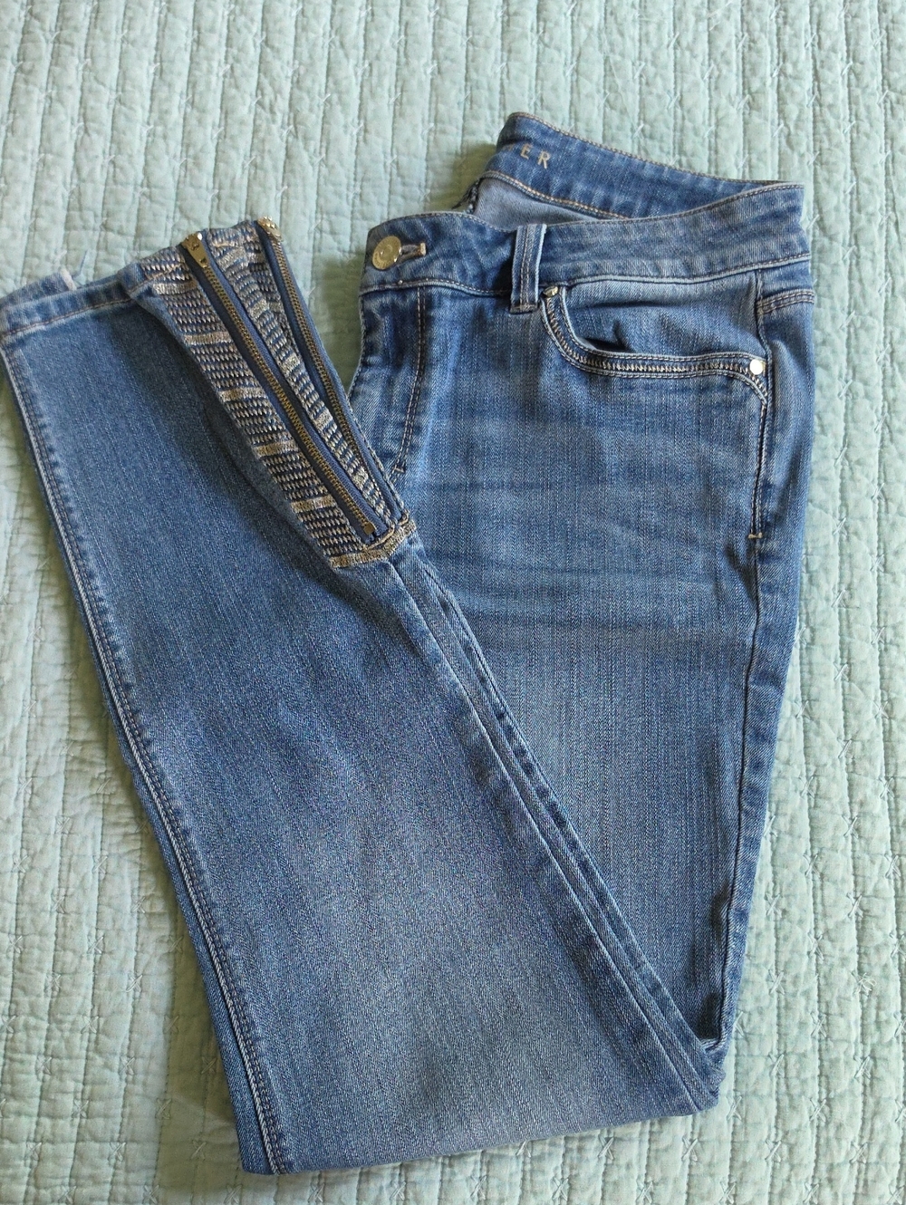 Embroidered White House Black Market -  Skimmer Jeans 6